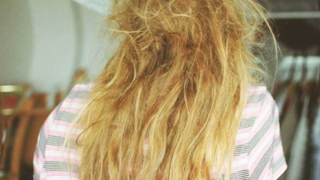 Почему нарощенные волосы сильно путаются и не расчесываются