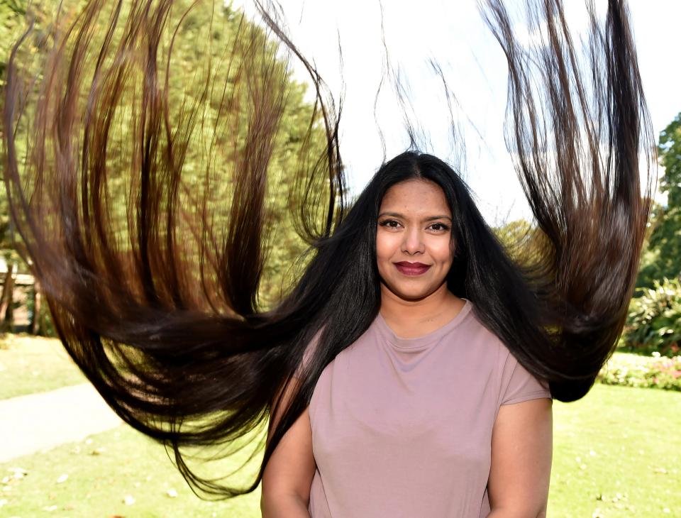 Прически с цветами в волосах: ТОП-50 красивых фото-идей