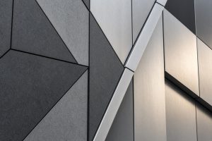 Современные материалы для фасада и кровли: технологии строительства