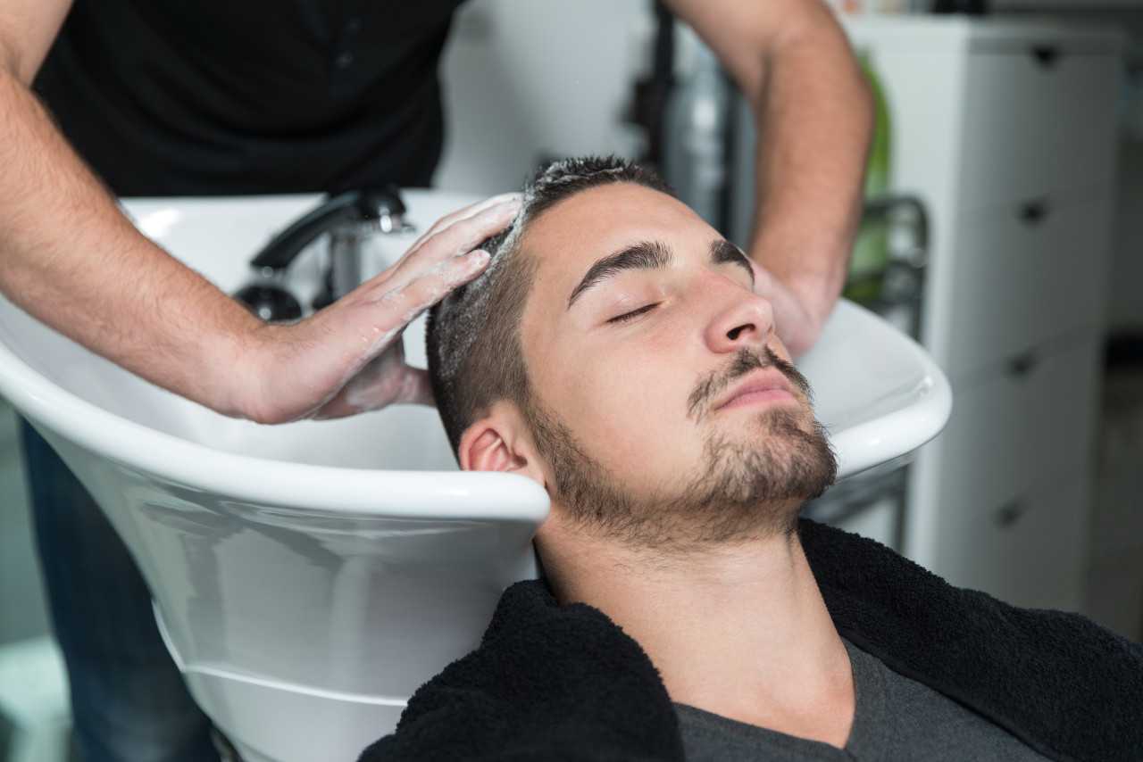 Как ухаживать за волосами мужчине