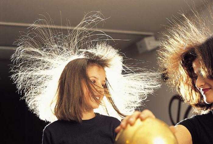 Что делать, чтобы волосы не пушились и не электризовались