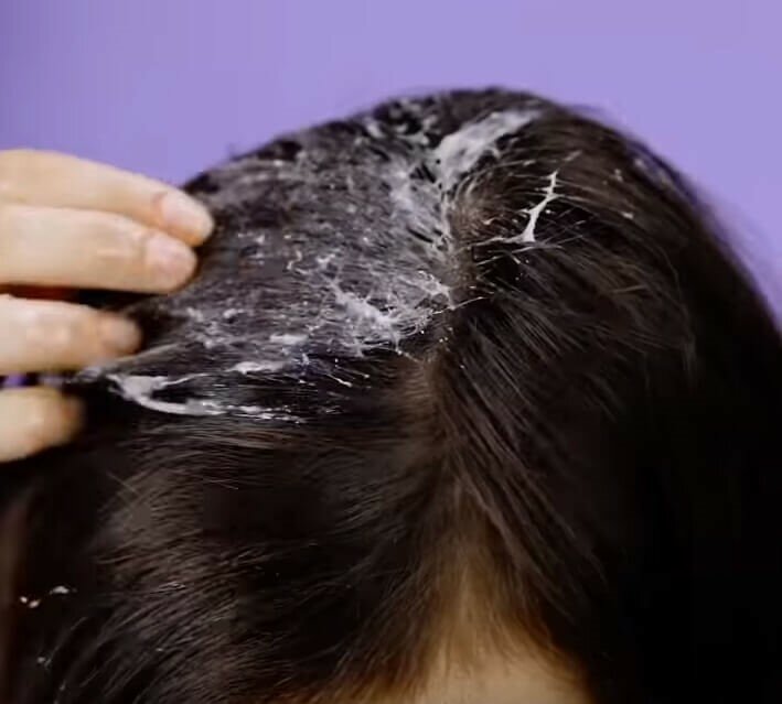 Как остановить выпадение волос у женщин и увеличить их густоту