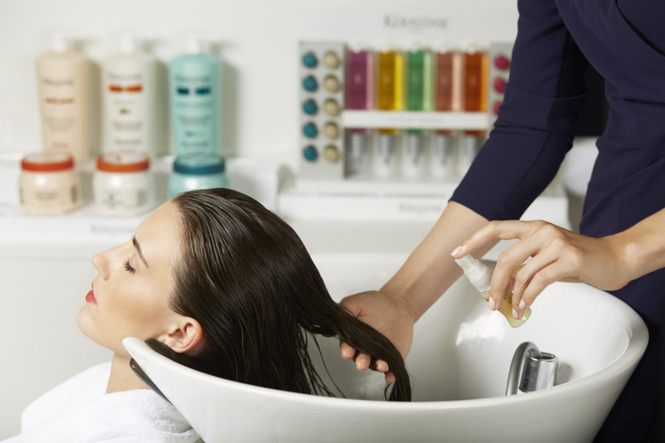 Лечение волос в салоне: эффективные процедуры