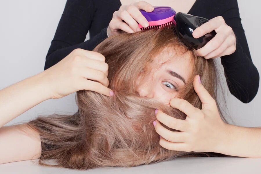 Как расчесывать волосы правильно — рекомендации профессионалов, способы и особенности. сколько раз в день надо расчесывать волосы