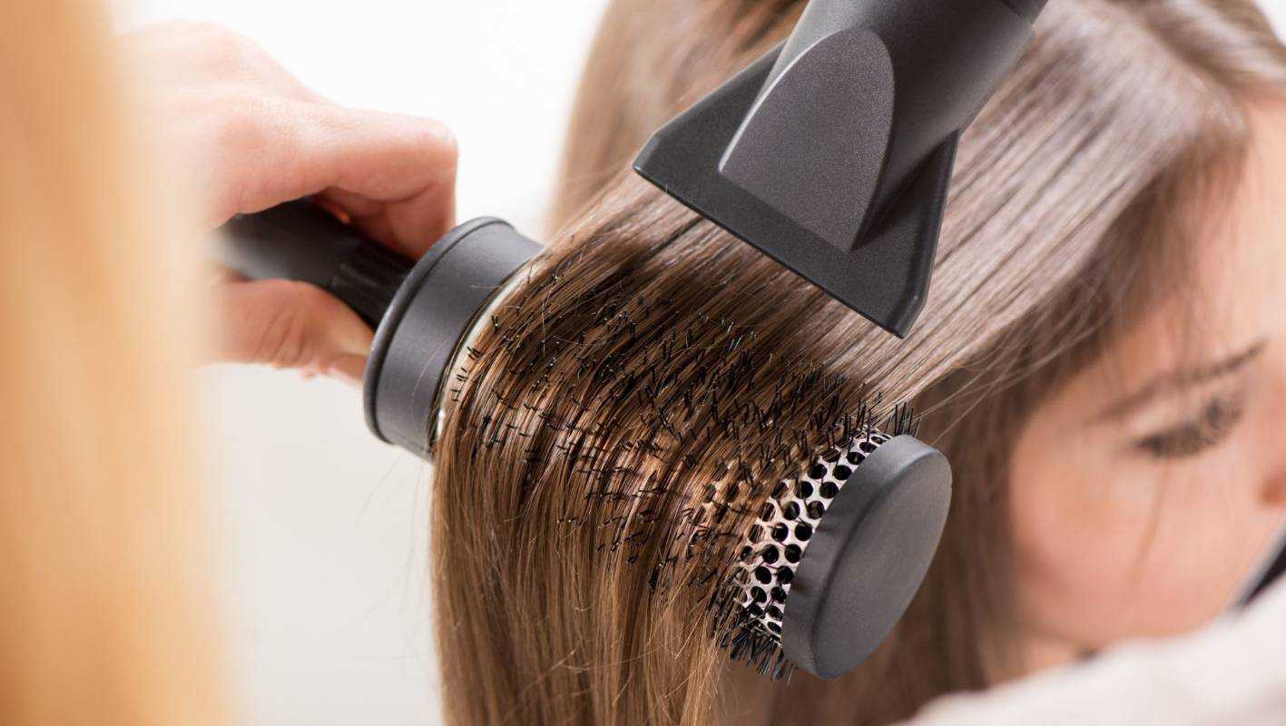 Как правильно выпрямить волосы разными методами?