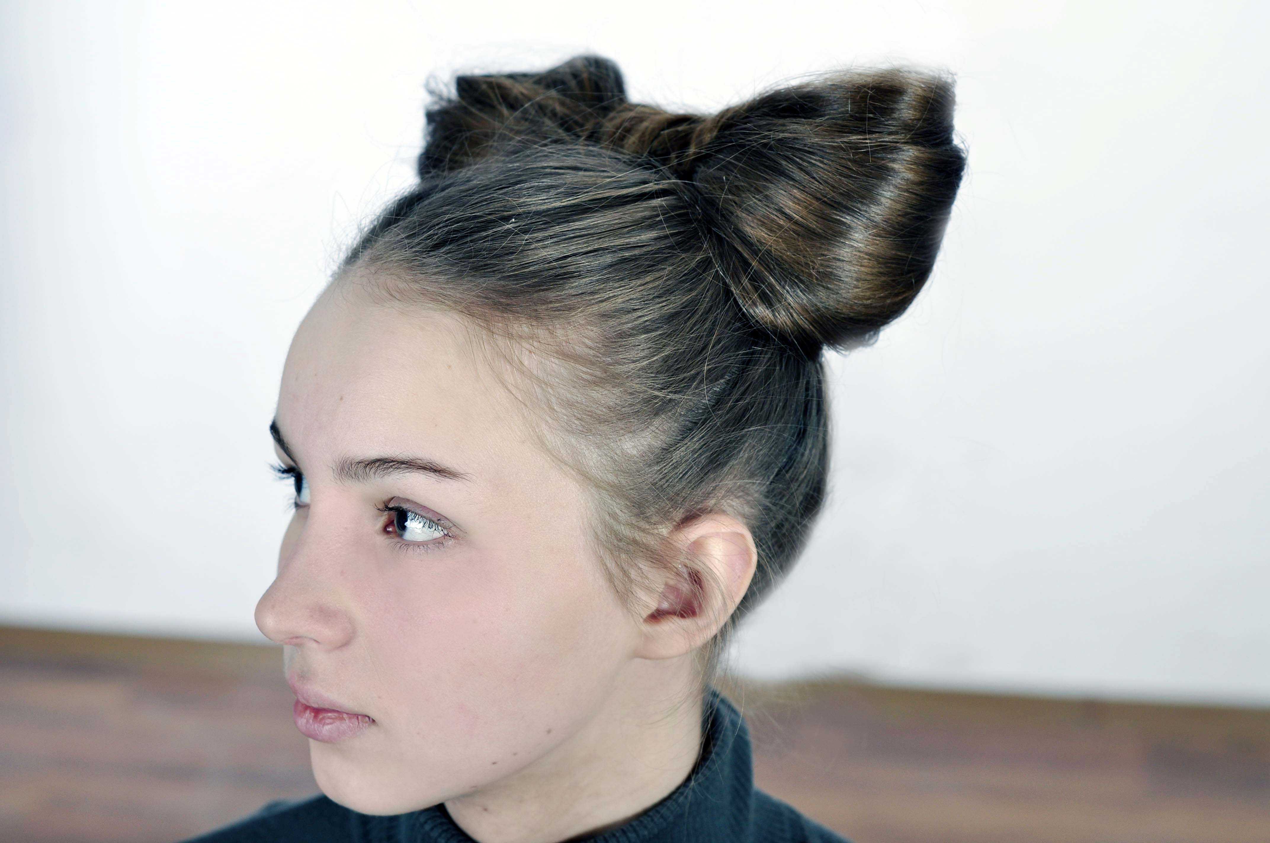 Модная прическа бантик из волос: пошаговая инструкция