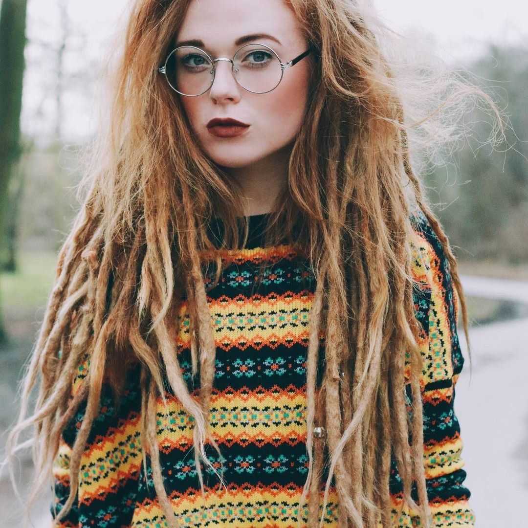 Женские дреды: 40 фото с прическами на коротких и длинных волосах