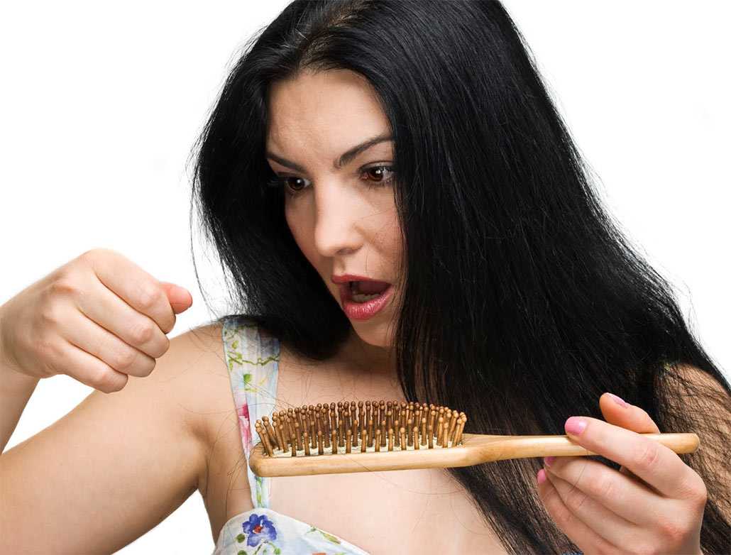 Как остановить выпадение волос у женщин