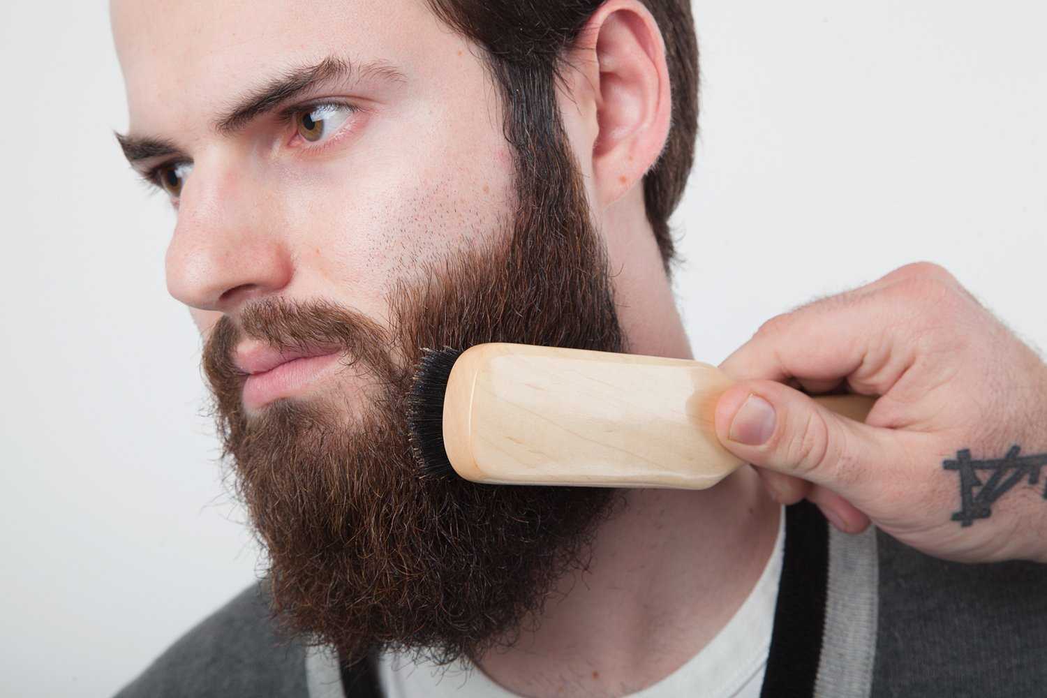 Как укладывать бороду, чтобы она не торчала?