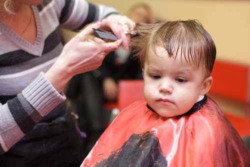 Как подстричь ребенка дома: ножницами или машинкой, как сделать правильно