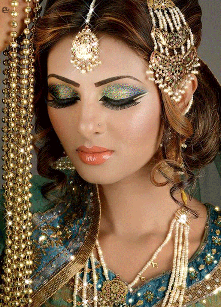 Красивое фото восточных. Восточная красавица. Арабский макияж. Восточный макияж.