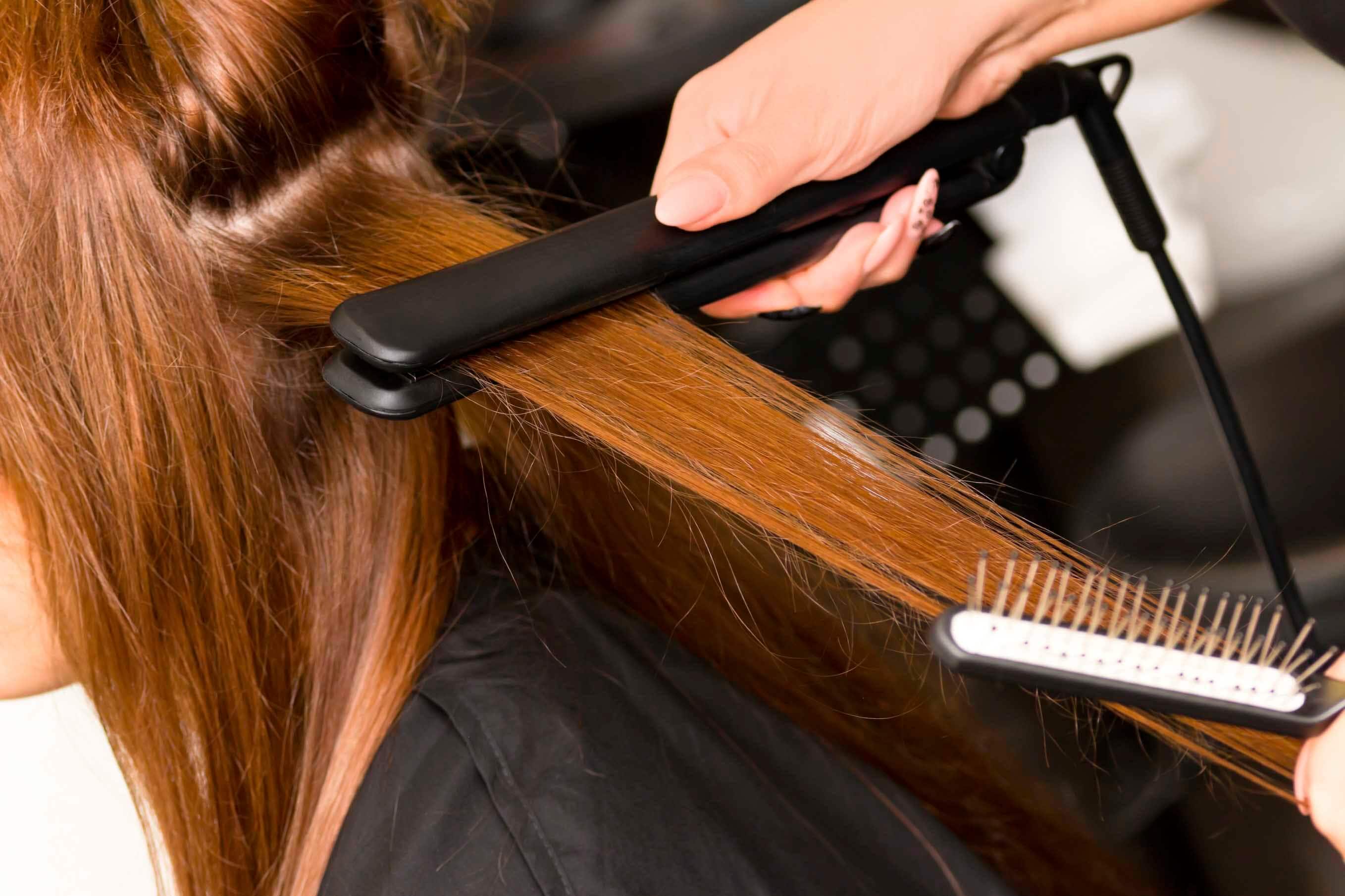 Выпрямление волос надолго: 7 методов в домашних условиях