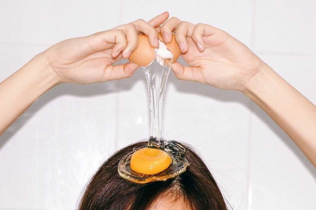Маска для волос с желтком: 15 популярных яичных масок