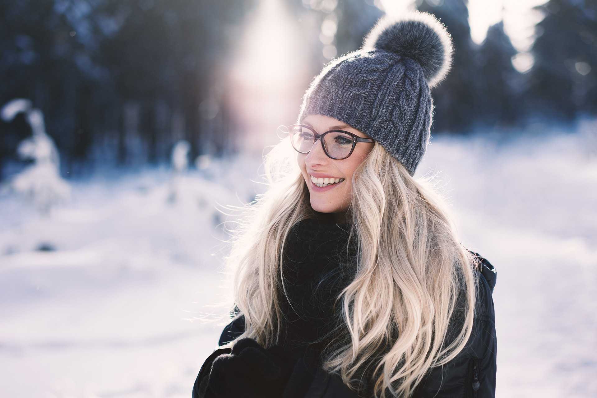Какие прически под шапку удобны зимой? легкие прически на средние волосы: летние и “под шапку”.