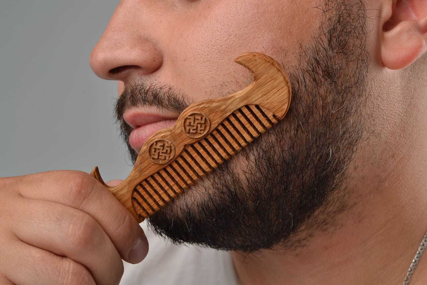Как выпрямить волосы на бороде