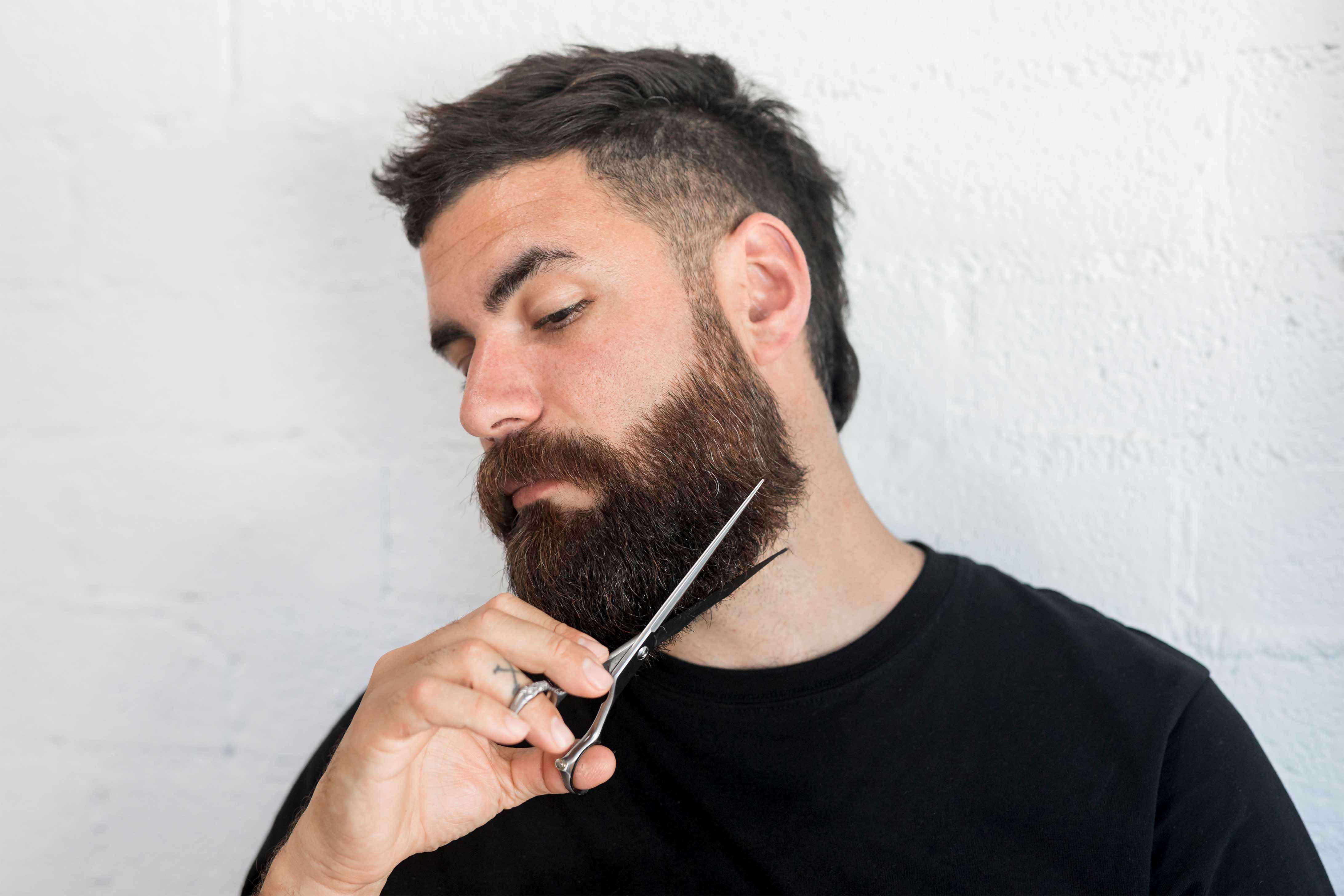 Как стричь бороду самому себе: 3 способа в домашних условиях
