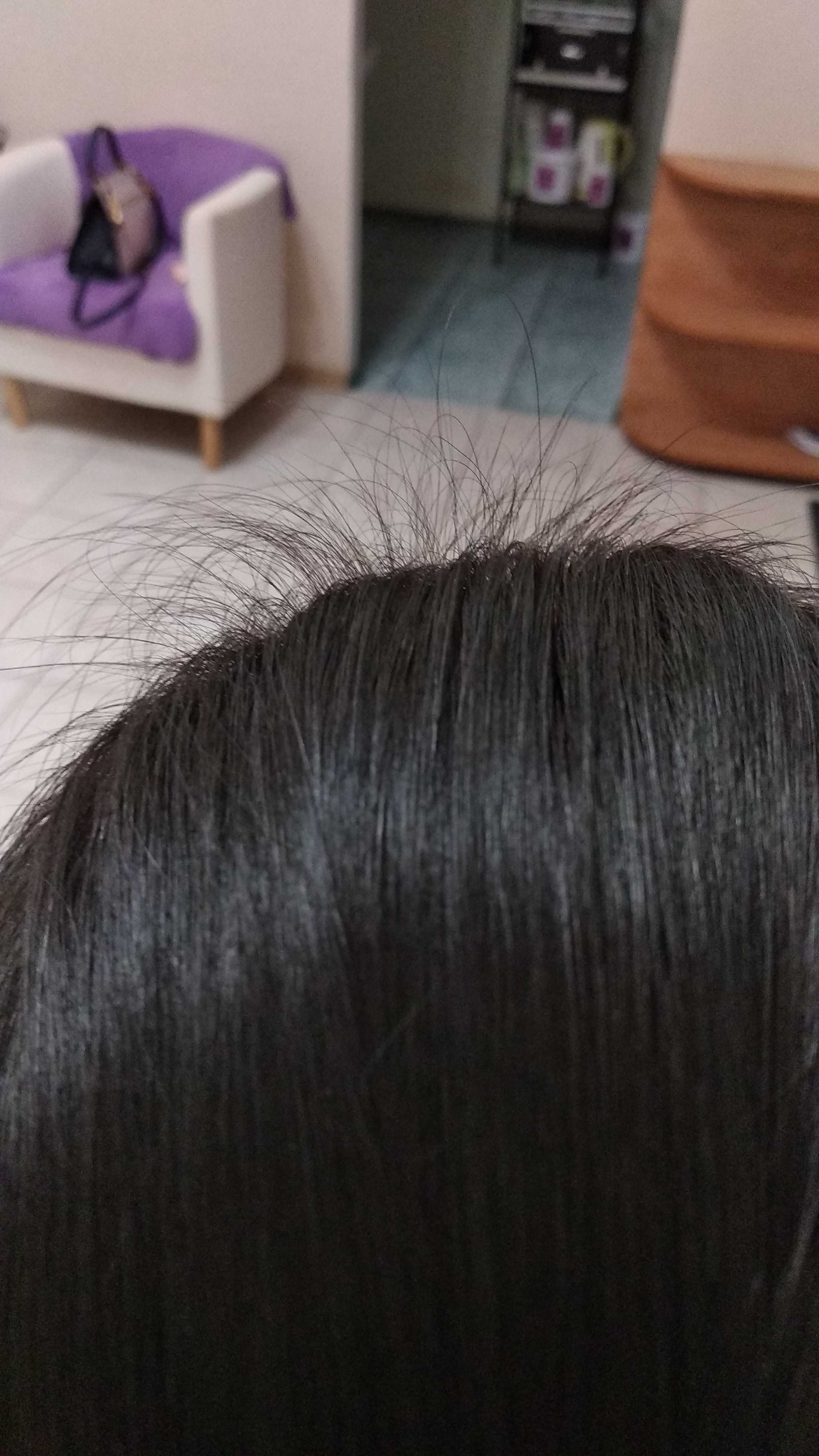 Почему выпадают волосы и как вернуть им прежнюю густоту?