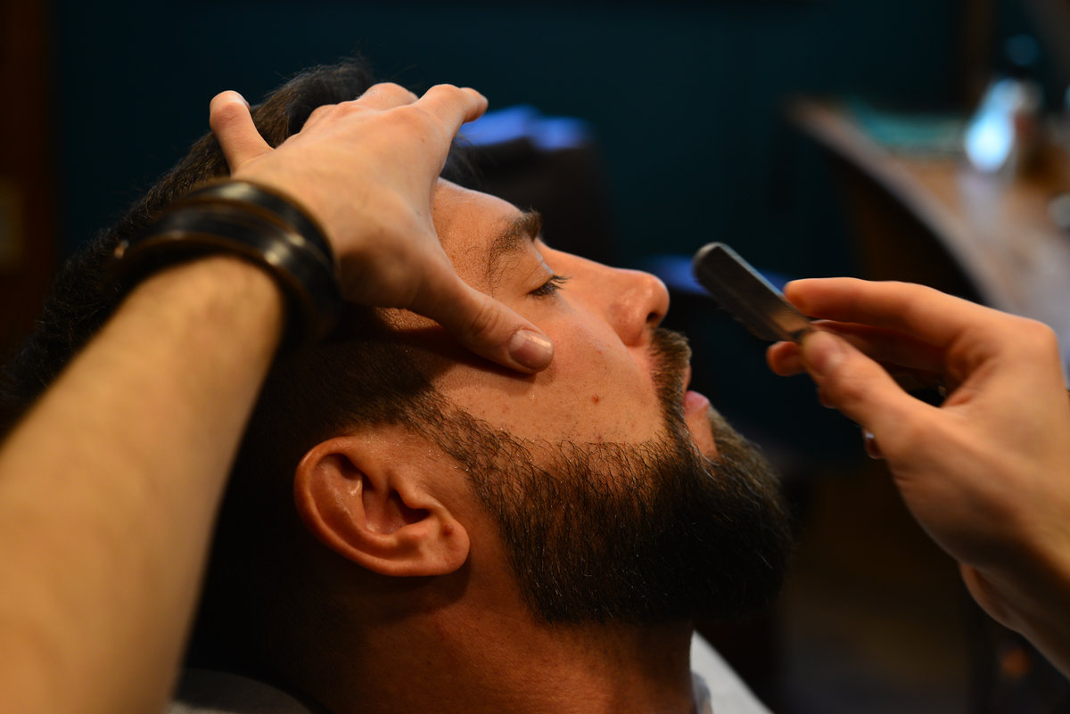 Как ухаживать за бородой: виды стрижки и укладка. уход за бородой: она должна подчеркивать достоинства мужчины