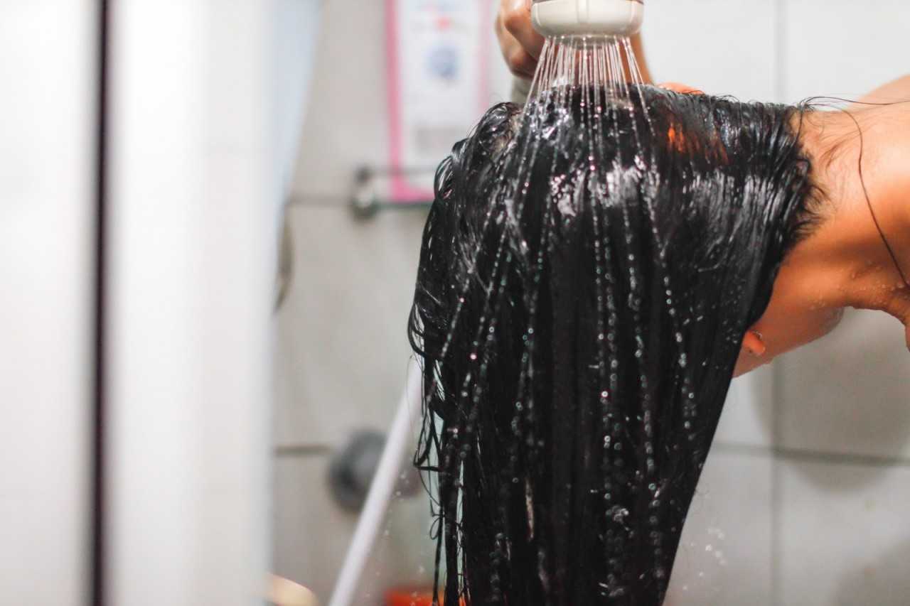 Как сохранить чистоту волос