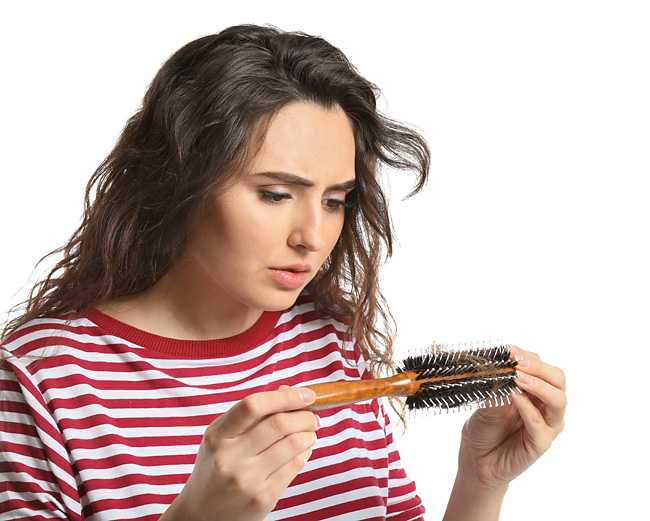 Сколько длится сезонное выпадение волос у женщин и как с ним бороться?