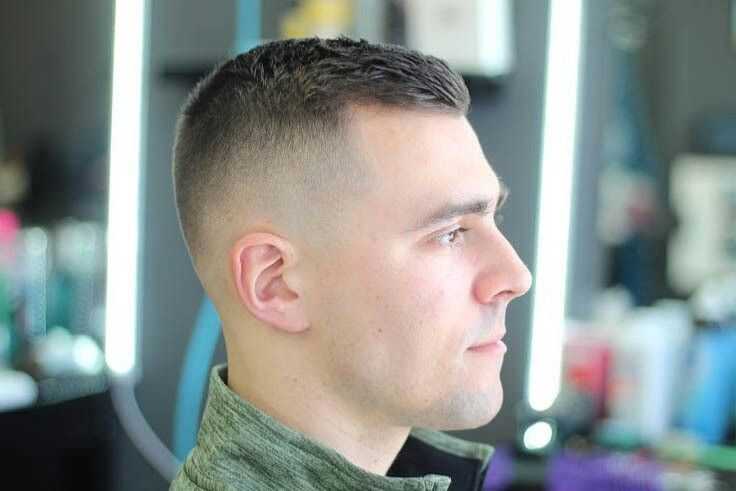 Можно ли стричь волосы когда парень в армии