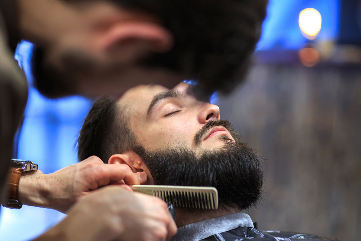 Как ухаживать за бородой: подбор средств по уходу, правила стрижки и окрашивания бороды