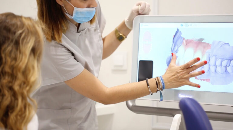 технологии в современном лечении зубов